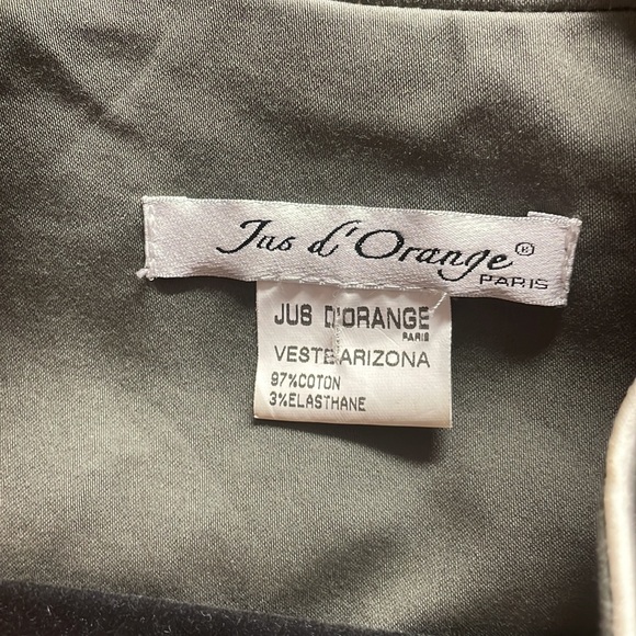 Light Olive Green Military Style Blazer with Stand-Up Collar and Epaulettes - Picture 6 of 6